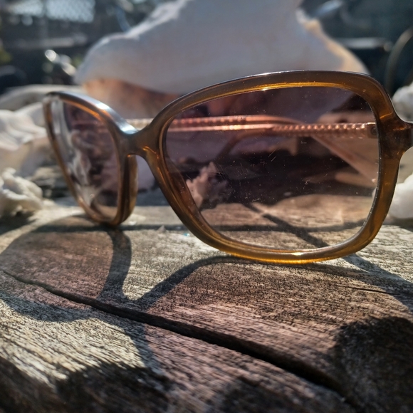 Women's Coach HC8152 532813 Brown Glitter/Crystal Light Brown/Gold Sunglasses - Picture 4 of 4